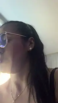 Snapshot of Laia_Hills chatting on 05.20.26 Laia Hills online show from 05.20.26