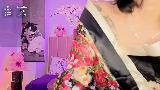 Roose eva online show from 05.05.26