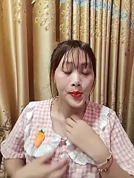 Snapshot of Ly-sexyy chatting on 06.16.26 Ly-sexyy online show from 06.16.26
