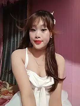 Snapshot of Ly-sexyy chatting on 06.23.26 Ly-sexyy online show from 06.23.26