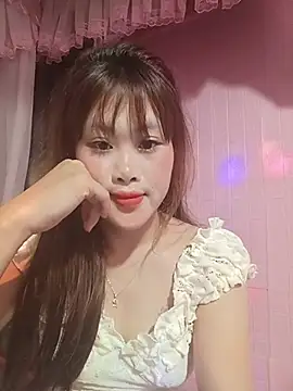 Snapshot of Ly-sexyy chatting on 07.05.26 Ly-sexyy online show from 07.05.26