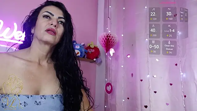 Snapshot of ishtarsexxx chatting on 06.11.26 ishtarsexxx online show from 06.11.26