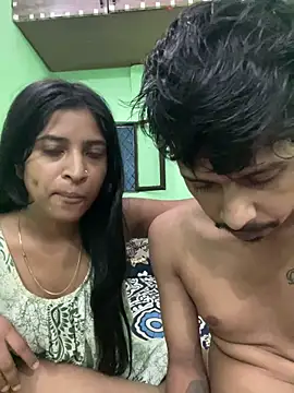 hot-couple-0 online show from 06.12.26