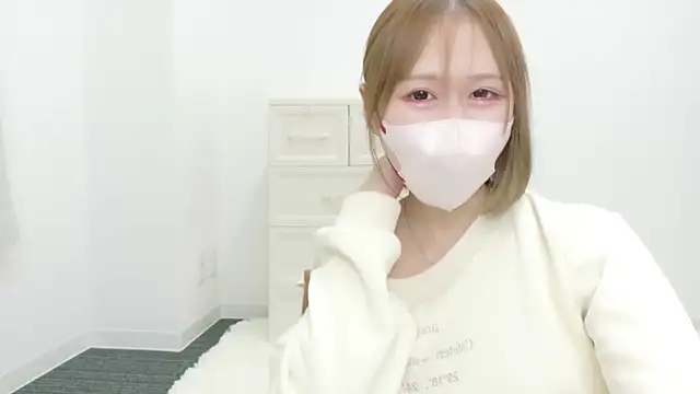 Snapshot of remuchan__ chatting on 05.03.26 remuchan online show from 05.03.26