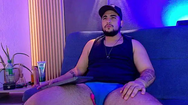 Snapshot of Marcus_Aress chatting on 05.25.26 Marcus Aress online show from 05.25.26