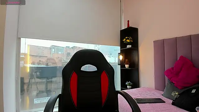 Snapshot of canndy_lover chatting on 05.04.26 canndy lover online show from 05.04.26