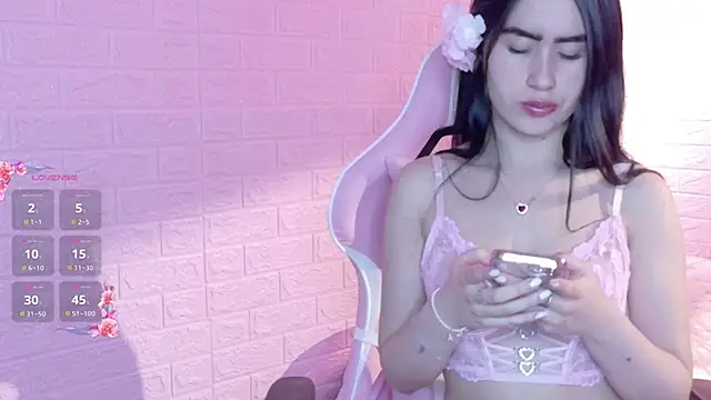 Lexy Dumoun  online show from 06.06.26
