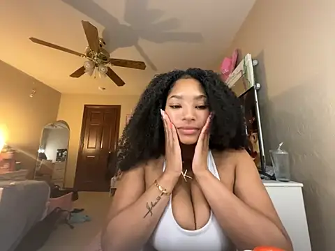 Snapshot of blair_vexxx chatting on 04.28.26 blair vexxx online show from 04.28.26