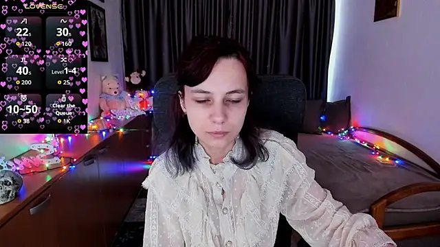 Snapshot of MiniLysii chatting on 07.15.26 MiniLysii online show from 07.15.26