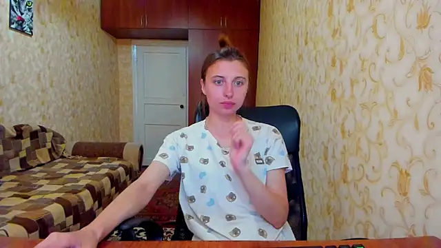 Snapshot of MilaShka29 chatting on 06.12.26 MilaShka29 online show from 06.12.26