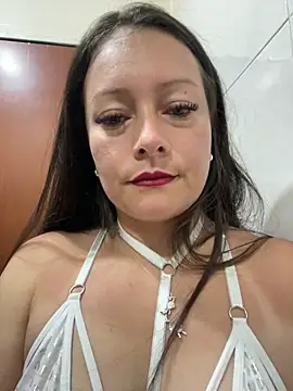 Snapshot of SamiiContreras_ chatting on 06.03.26 SamiiContreras online show from 06.03.26
