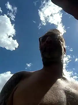 visualizechat online show from 04.22.26