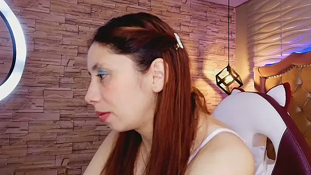 Snapshot of stephaniesun_ chatting on 05.04.26 stephaniesun online show from 05.04.26