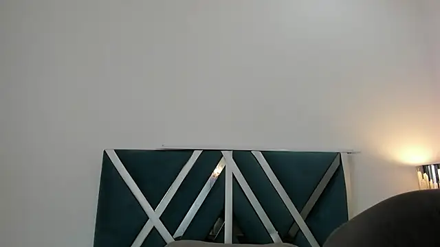 Snapshot of Nicoll_89 chatting on 06.14.26 Nicoll 89 online show from 06.14.26