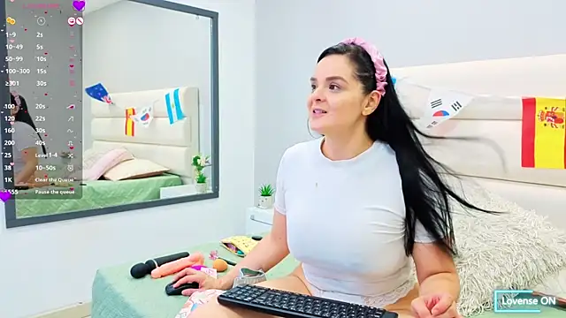 Isabellaa Reyes online show from 06.22.26