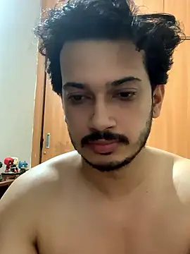 Snapshot of clarinet69 chatting on 04.22.26 clarinet69 online show from 04.22.26