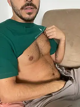 Snapshot of xxxranier chatting on 06.29.26 xxxranier online show from 06.29.26