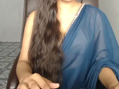 Shalini Gaur online show from 04.27.26