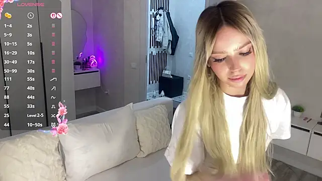 Mooniesiesita online show from 06.03.26