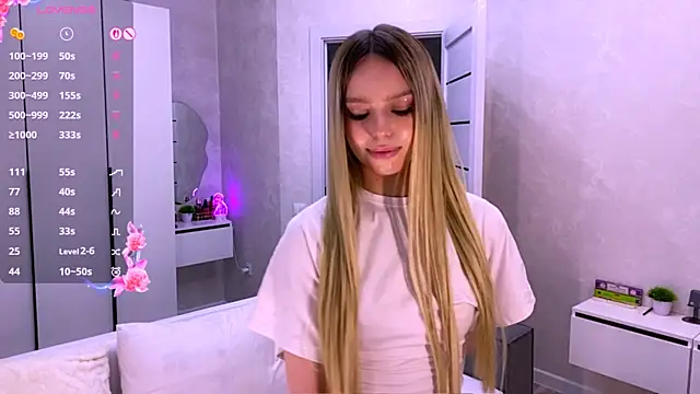 Mooniesiesita online show from 06.10.26