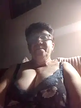 Snapshot of KetQueen101 chatting on 06.19.26 KetQueen101 online show from 06.19.26
