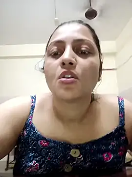 Snapshot of Aayaat__ chatting on 05.22.26 Aayaat online show from 05.22.26
