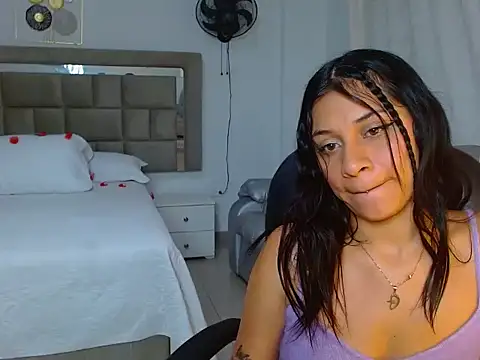 marianafine online show from 04.24.26