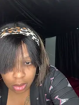 Snapshot of NittanyLioness chatting on 06.01.26 NittanyLioness online show from 06.01.26