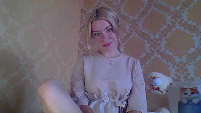 Snapshot of Softy_Aura_ chatting on 07.24.26 Softy Aura online show from 07.24.26