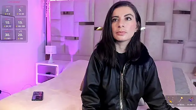 Snapshot of mariana__thompson chatting on 07.30.26 mariana thompson online show from 07.30.26