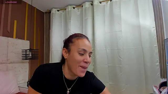 AlahiaEvanz online show from 05.22.26