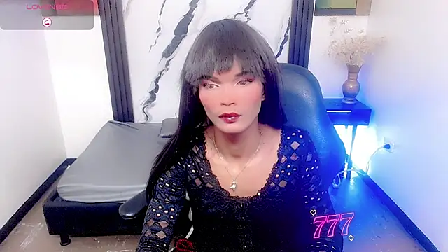 Snapshot of _emma_miller chatting on 06.23.26 emma miller online show from 06.23.26