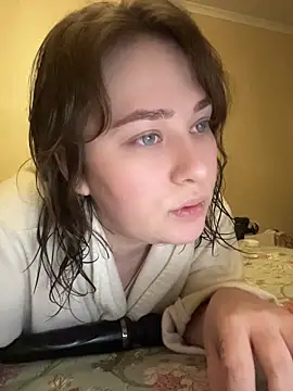 Snapshot of BettyRussian chatting on 04.29.26 BettyRussian online show from 04.29.26