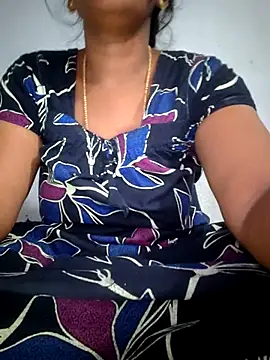 Snapshot of Tamil_Hot_HoneyBee chatting on 06.29.26 Tamil Hot HoneyBee online show from 06.29.26