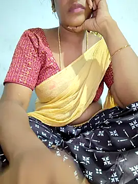 Snapshot of Tamil_Hot_HoneyBee chatting on 07.03.26 Tamil Hot HoneyBee online show from 07.03.26