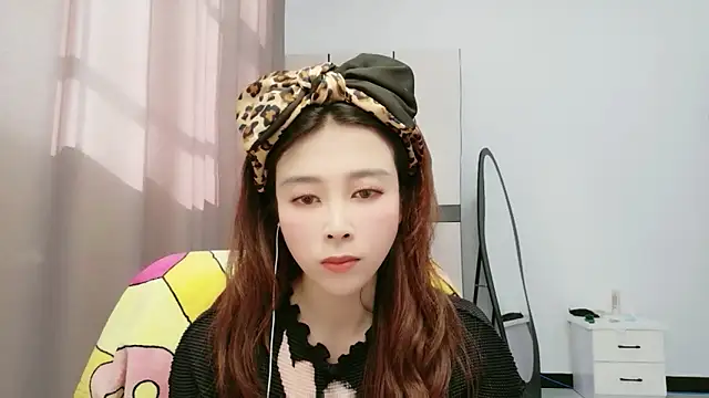 Snapshot of xiaoxiaohong030 chatting on 06.07.26 xiaoxiaohong030 online show from 06.07.26