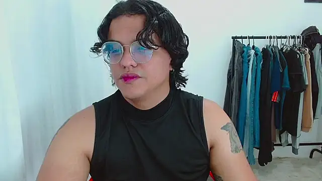 Snapshot of Diane_exotic chatting on 06.01.26 Diane exotic online show from 06.01.26