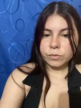 Snapshot of camila_purple chatting on 05.14.26 camila purple online show from 05.14.26