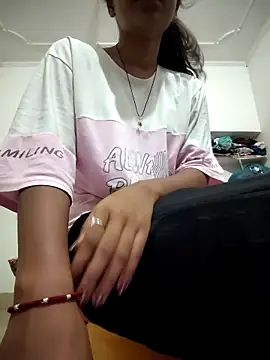 Snapshot of ESHA-LOVE chatting on 05.05.26 ESHA-LOVE online show from 05.05.26