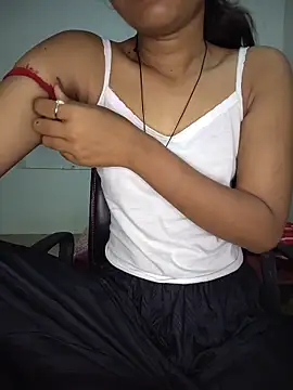 Snapshot of ESHA-LOVE chatting on 05.19.26 ESHA-LOVE online show from 05.19.26