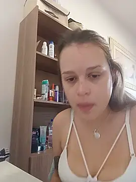 LunnaKitten online show from 07.21.26