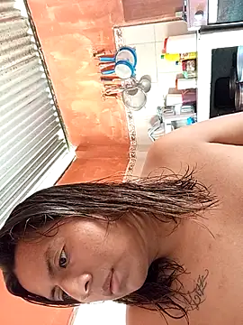 kimlizz12 online show from 04.28.26