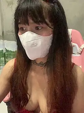 Snapshot of Lilyy18 chatting on 06.01.26 Lilyy18 online show from 06.01.26