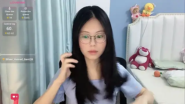 Snapshot of Luna-666 chatting on 05.23.26 Luna-666 online show from 05.23.26