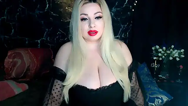 Snapshot of ValentinaaLuv chatting on 06.11.26 ValentinaaLuv online show from 06.11.26