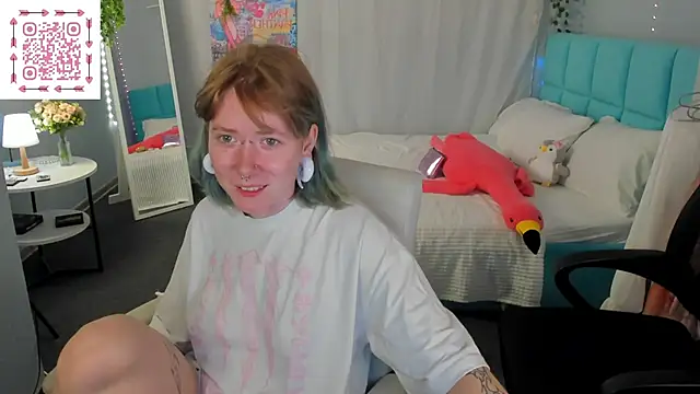 Snapshot of Elira_Vane chatting on 06.10.26 Elira Vane online show from 06.10.26