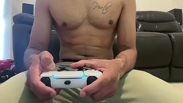 Ukguy25 online show from 07.20.26