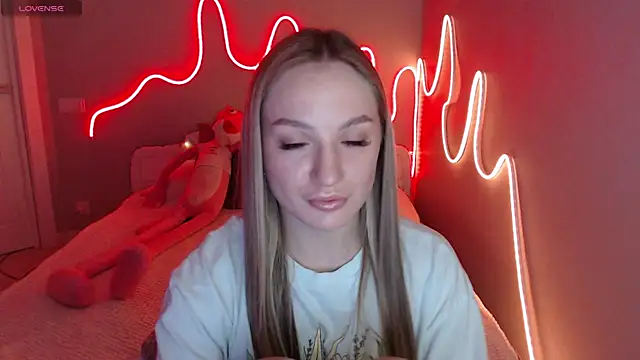 MirrraMisss online show from 05.13.26