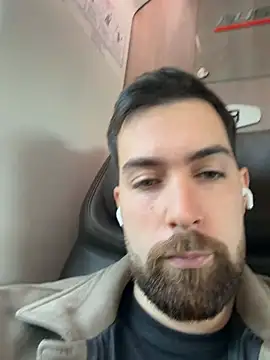 italianboy9298 online show from 04.29.26