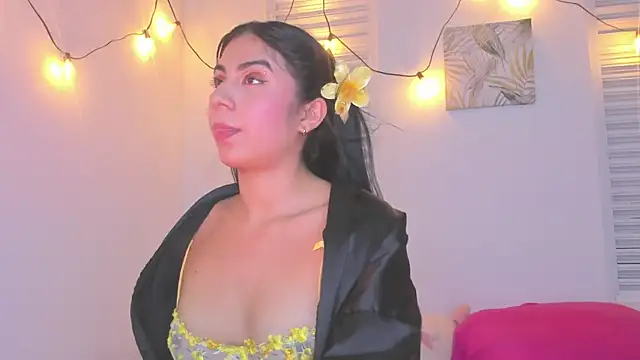 Snapshot of VictoriaaLopez chatting on 07.10.26 VictoriaaLopez online show from 07.10.26